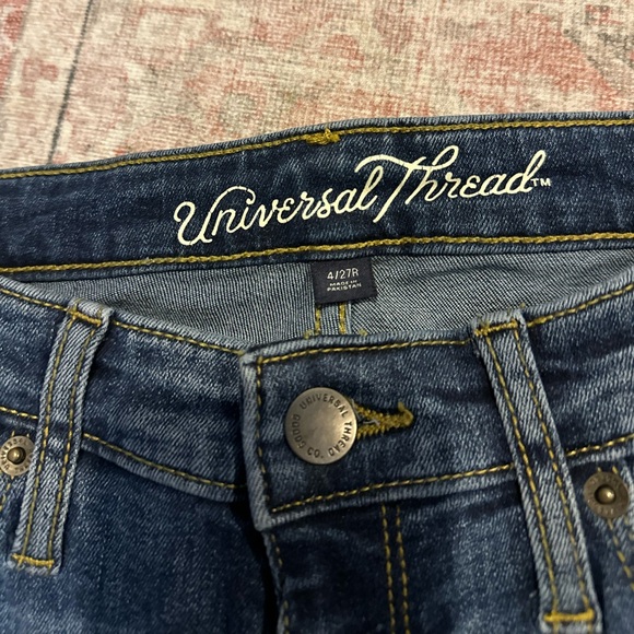 Universal Thread Skinny Jeans - Picture 4 of 4